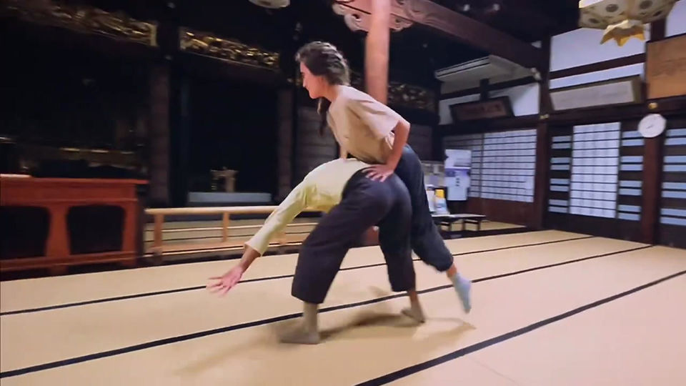 handstand to shared center